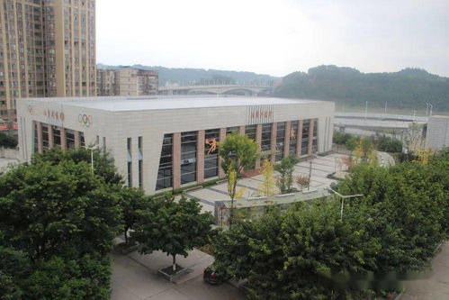 儀隴宏德中學(xué) 志存高遠(yuǎn)出精品 壯志凌云譜華章