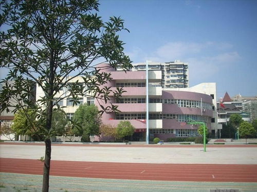 武漢市梅苑中學(xué)