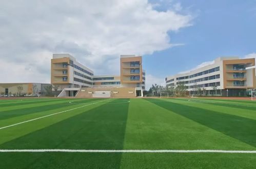 濟南起步區(qū)鵲華中學項目交付使用