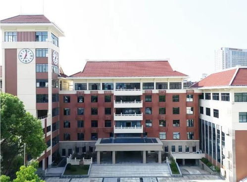 合肥市第九中學四牌樓校區以 精品走讀制學校 模式回歸