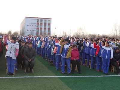 章丘白云湖中學舉行演講 傳承孝道文件